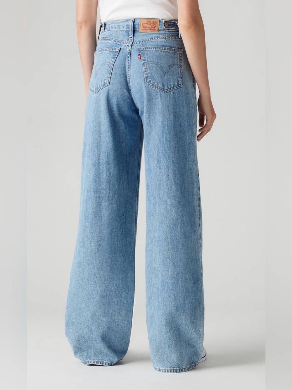 Levi’s Cinch Baggy Lightweight Jeans